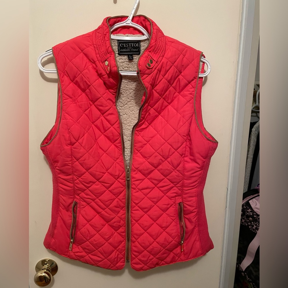 C’essttoi pink and cream,quilted Sherpa lined puffer vest.